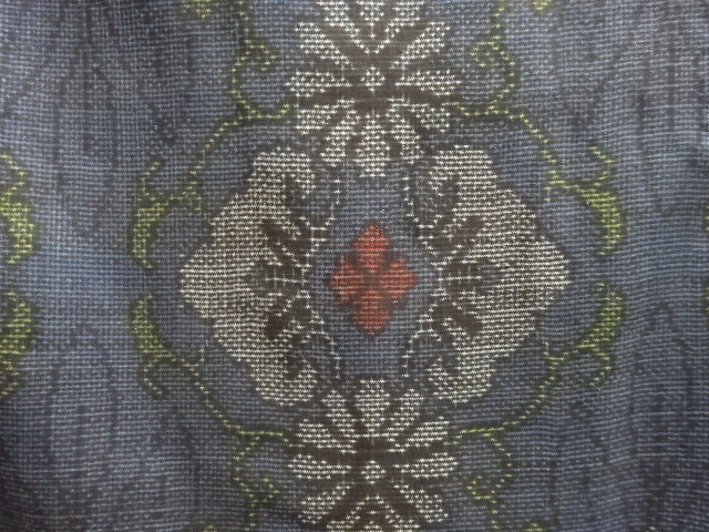 JAPANESE KIMONO / ANTIQUE KIMONO / SILK / DORO OSHIMA TSUMUGI (5 maruki) / WOVEN FLORAL ARABESQUE